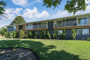 Newport-in-Dallas 30